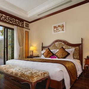 98d2dae1f70f402c8d90eacde8f960ea VPLNT Villa Garden View1