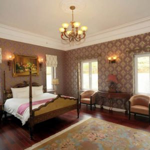Dalat Edense accommodation vip villa bedroom 1000x666 1