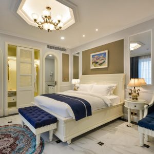 Lan Rừng Suite Loft Bedroom 1 scaled 1