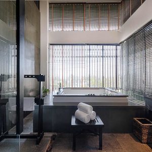 anantara mui ne presidential suite bathroom 1920x1037